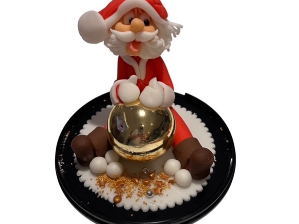 Marsepein Kerstman in stolp